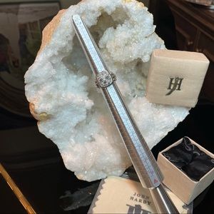 RARE PIECE OF JOHN HARDY BATU STERLING SILVER & 18KT WHITE TOPAZ RING SIZE 7
